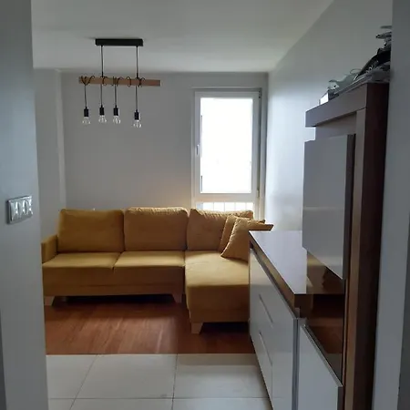 Apartament Sanshiro *